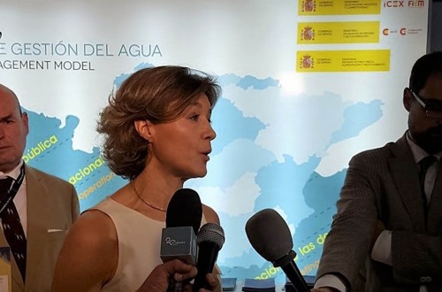 García Tejerina vende en Brasilia el modelo de éxito español de gestión del agua