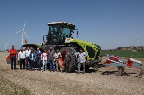 Claas Xerion 4000 y olvídate de la roca madre