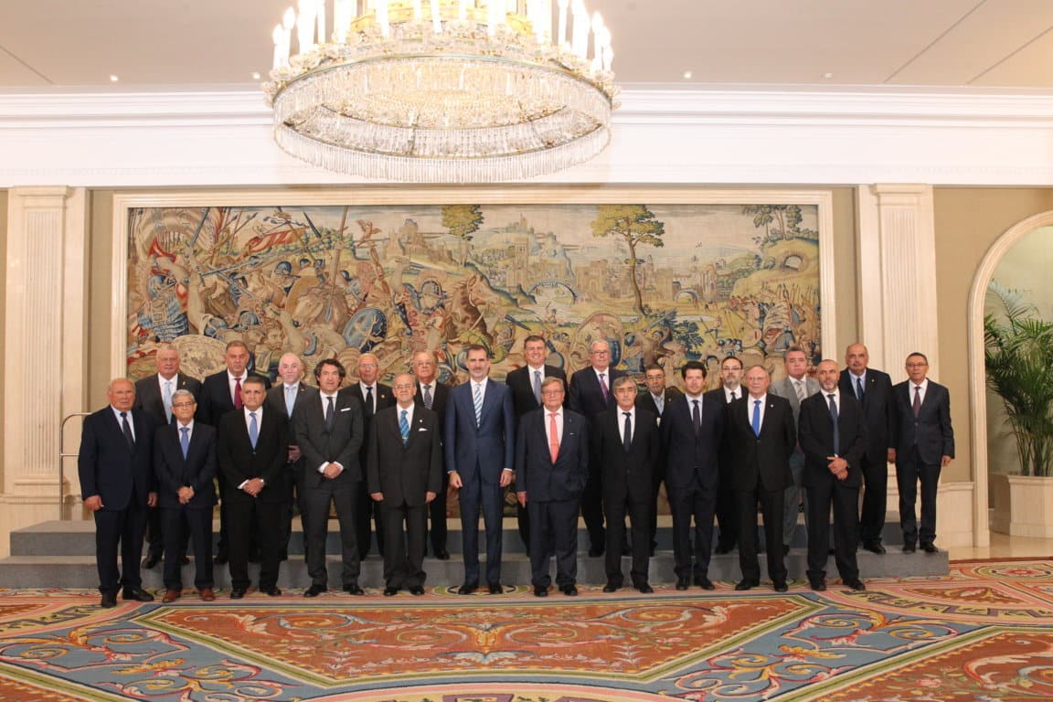Los regantes trasladan al Rey Felipe VI la importancia de la unidad constitucional en materia de aguas