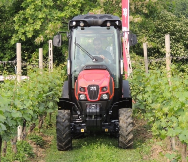 Probando el nuevo tractor Same Frutetto CVT