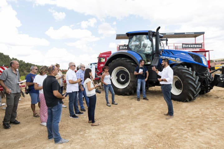 Bridgestone presenta su nuevo  neumático agrícola premium VX-Tractor