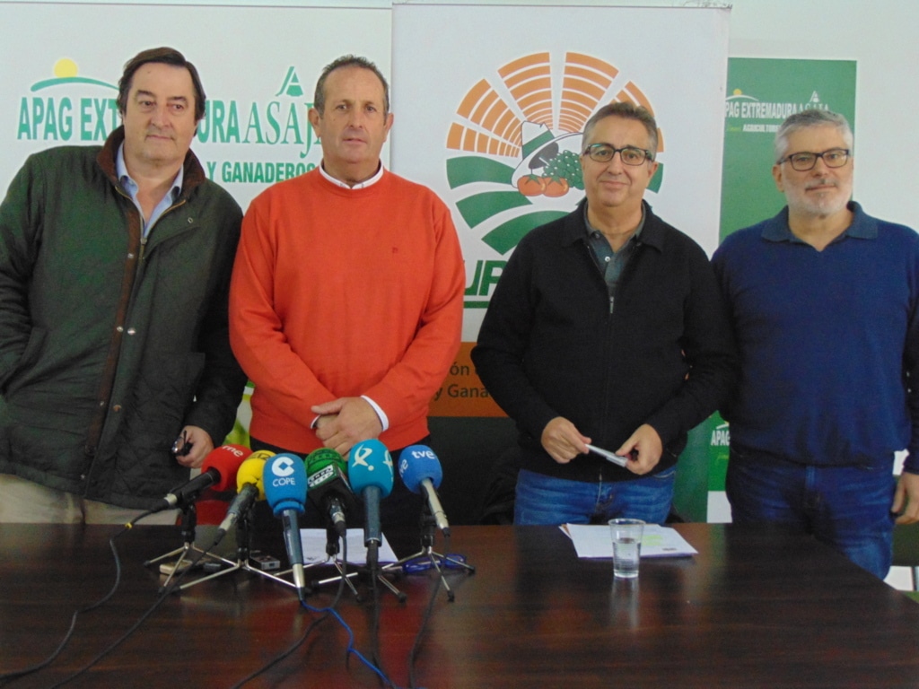 Organizaciones agrarias extremeñas convocan una manifestación por los precios ruinosos