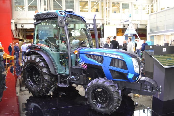 Agraria reconoce como máquina innovadora el sistema de conducción asistida del Landini Rex 4