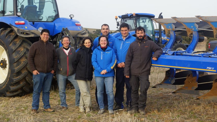 New Holland PSH V semisuspendido de siete cuerpos, ajustes optimizados a cada terreno y cada tractor