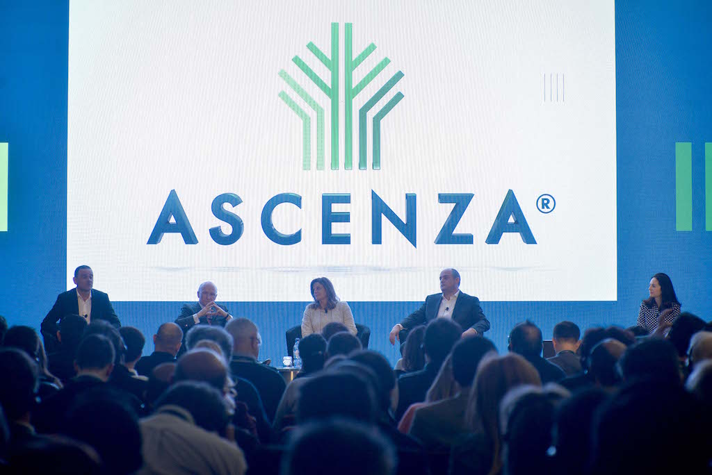 Ascenza se presenta en Portugal