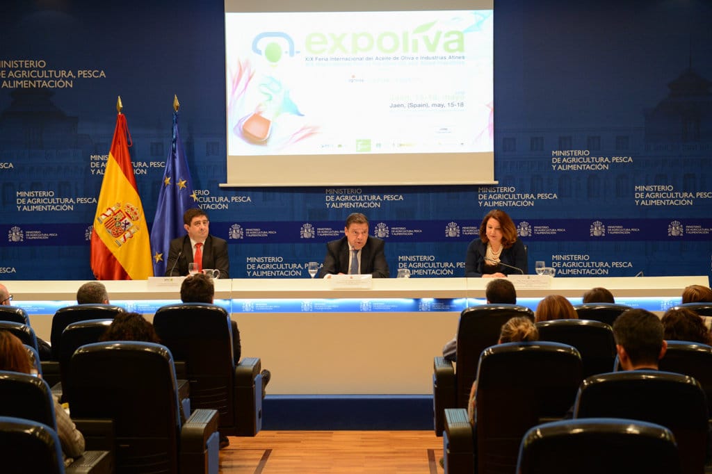 Planas subraya la relevancia internacional de Expoliva para el impulso y la promoción del sector oleícola