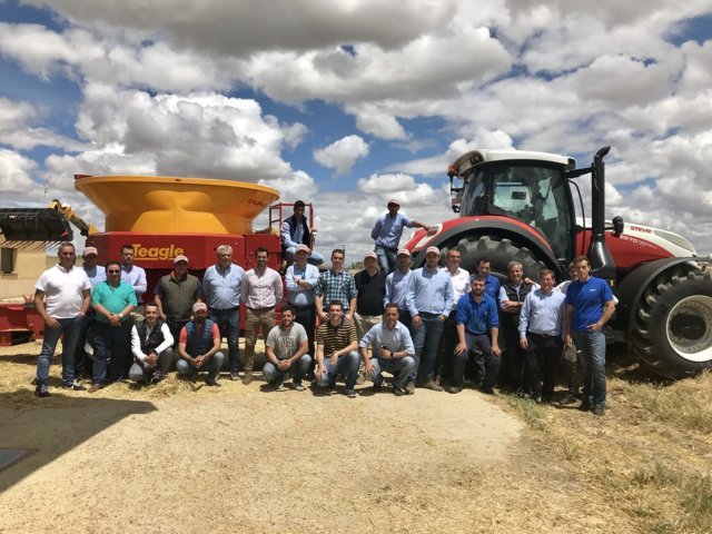 Farming Agrícola muestra en campo las últimas novedades de Teagle