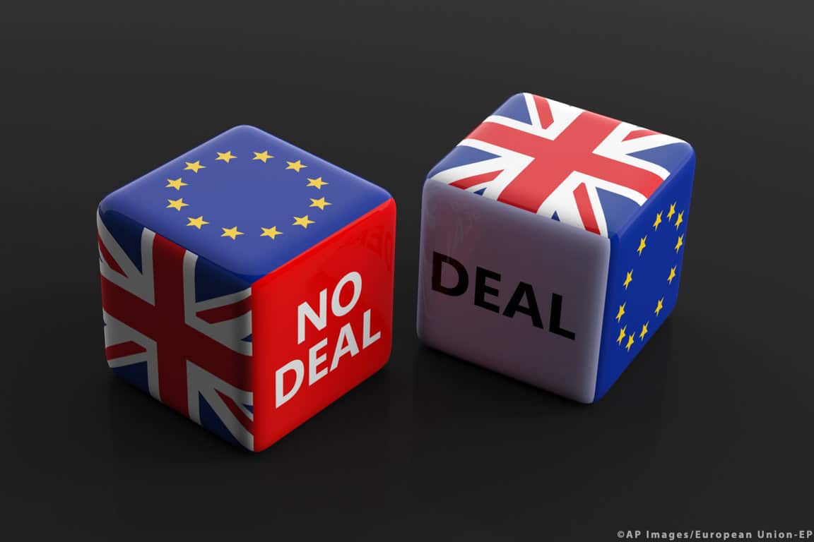 La CE insta a las empresas a prepararse para una salida del Reino Unido de la UE sin acuerdo