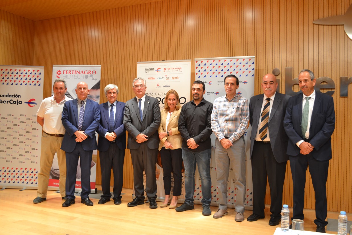 Mundo Ganadero debate en una jornada técnica los retos del sector porcino de Aragón
