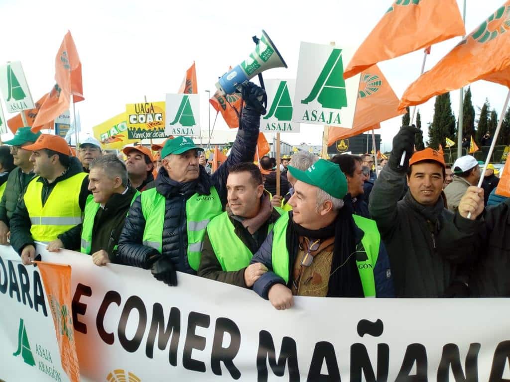 UPA denuncia que el grupo DIA se ríe de los #AgricultoresAlLímite en plenas protestas agrarias