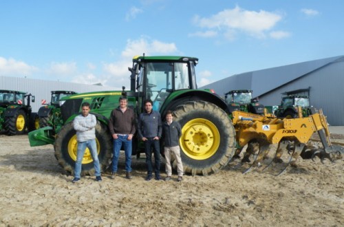 John Deere 6195M, en condiciones extremas de trabajo