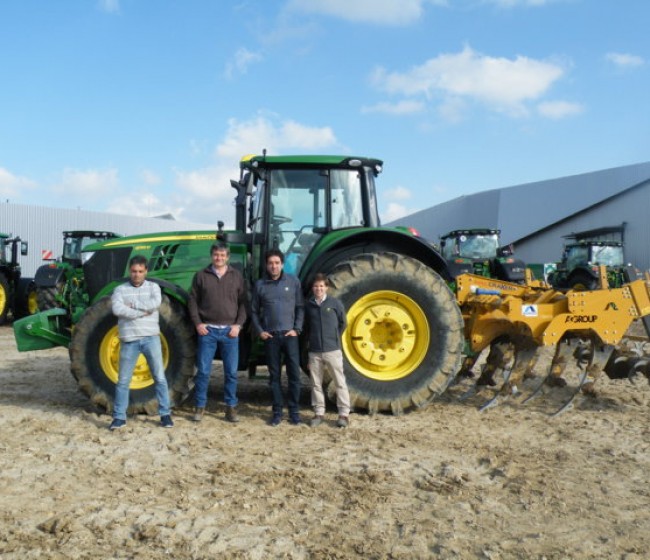 John Deere 6195M, en condiciones extremas de trabajo