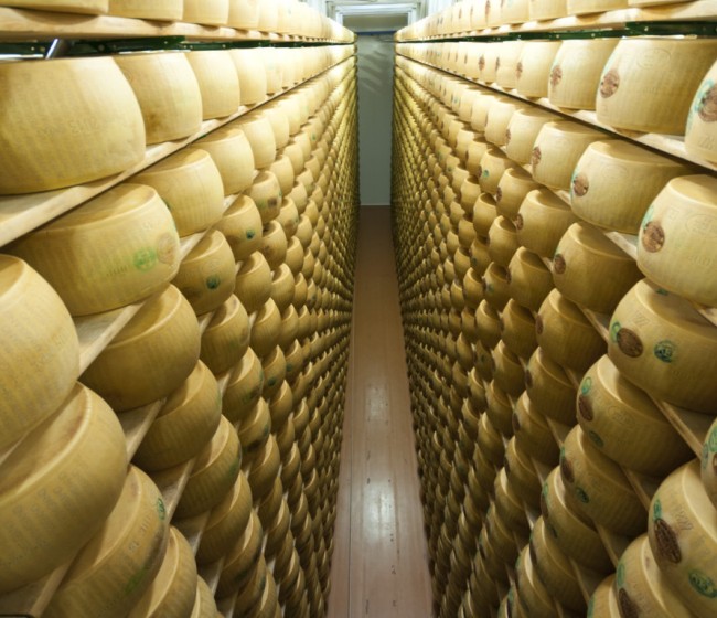La DOP Parmigiano Reggiano consiguió un récord de producción y exportaciones en 2019