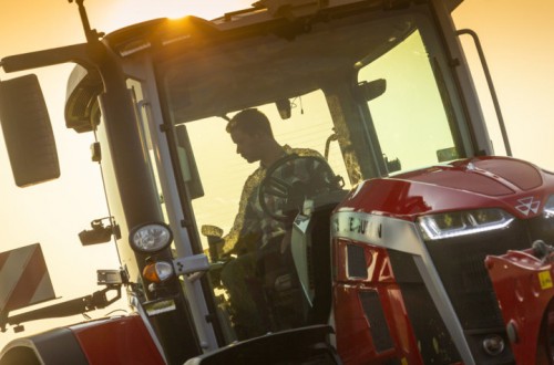Massey Ferguson presenta la nueva serie de tractores MF 8S