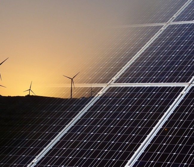 Asaja Málaga defiende que la legislación sobre parques fotovoltaicos pone en riesgo a agricultores y ganaderos