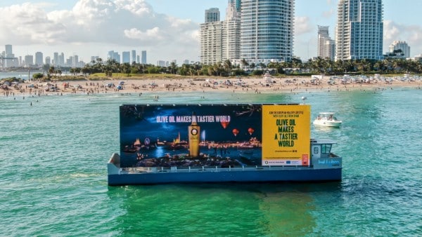 BARCO MIAMI _baja Olive Oil World Tour se despide con espectaculares acciones de promoción en todo el mundo