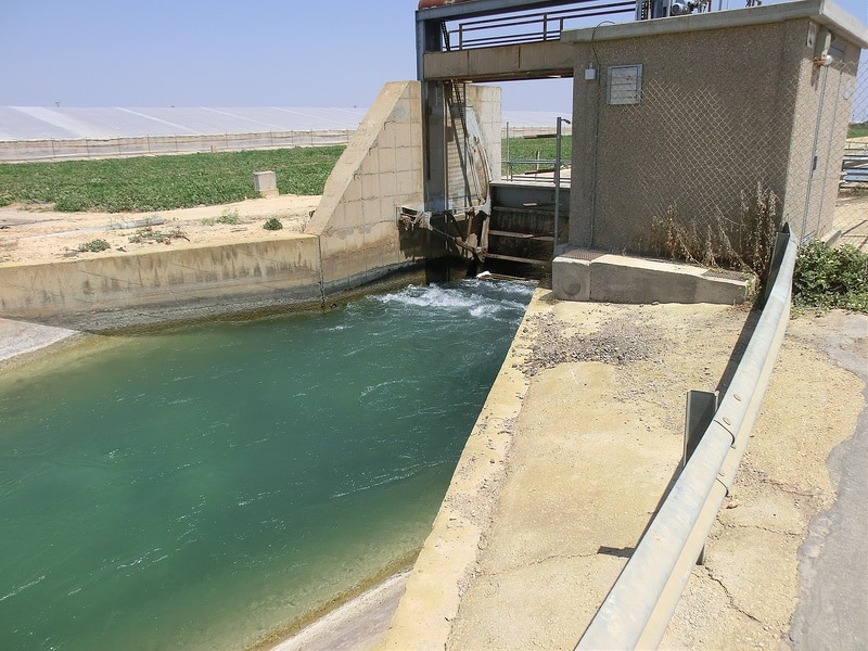 Los regantes piden a Sánchez un PHN en el que el Estado ejerza sus competencias en materia de agua