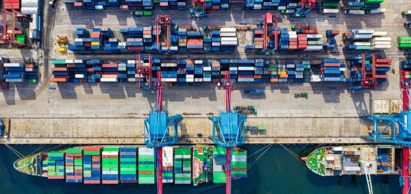 Exportaciones_Puerto Bruselas constata la repercusión positiva de los acuerdos comerciales de la UE en el sector agroalimentario