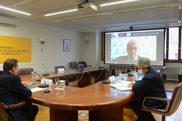 ministrofenacore-2_tcm30-556330 _baja Fenacore presenta el libro «Externalidades positivas del regadío»