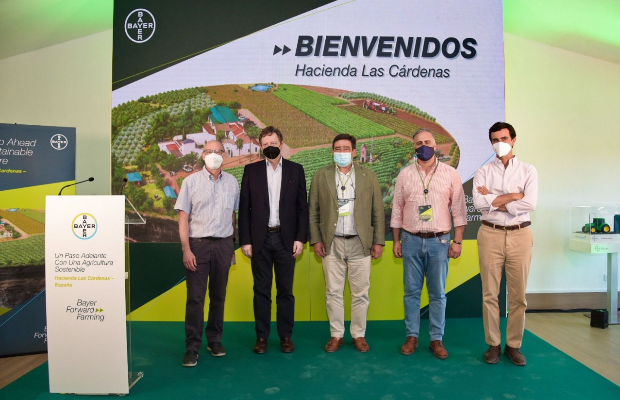 Bayer presenta la primera finca en España de su iniciativa internacional ForwardFarming