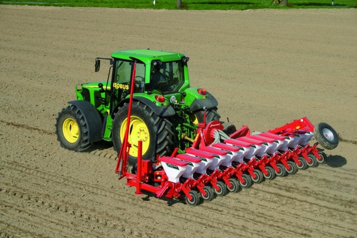 Kverneland presenta su nueva sembradora de alta precisión Optima R