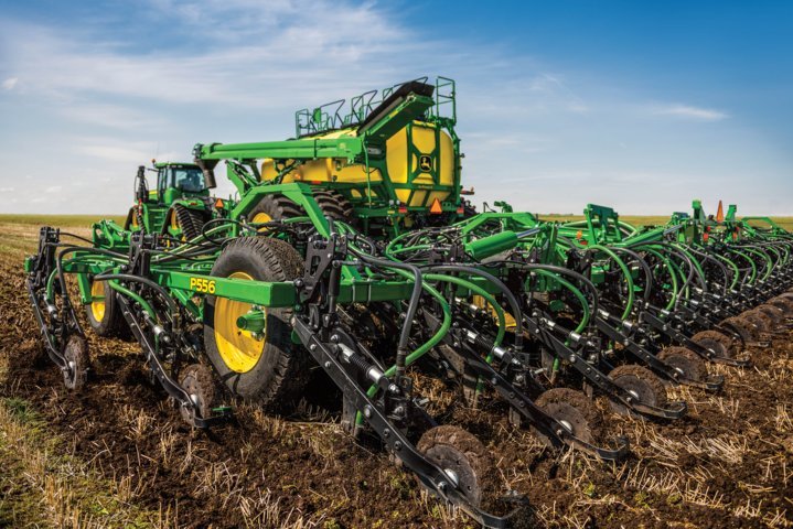 John Deere cierra el tercer trimestre con un ingreso neto de 1.420 millones de euros