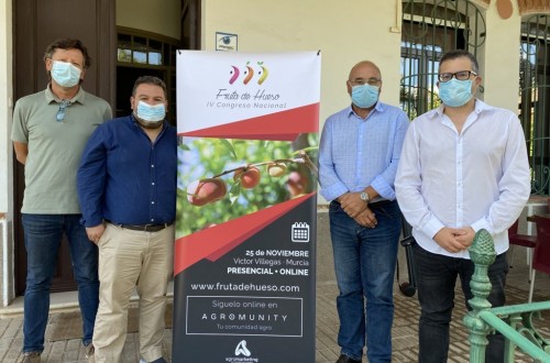 En marcha el IV Congreso Nacional de Fruta de Hueso en Murcia