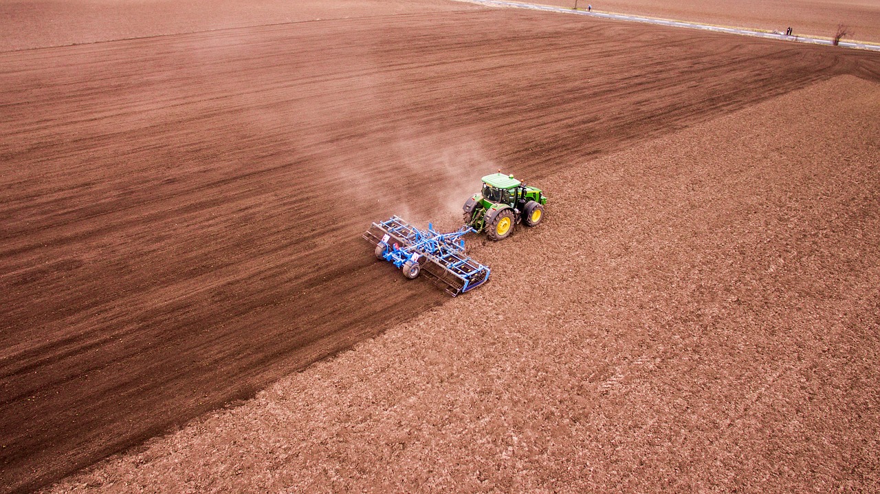 El debate sobre el agricultor profesional y la nueva PAC. Por Eduardo Moyano Estrada