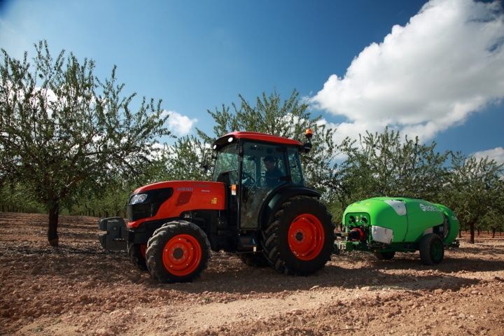 Kubota compra Pulverizadores Fede