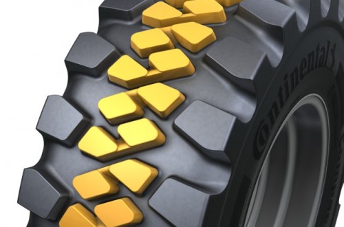 Compact Master EM, el nuevo neumatico de Continental para telescópicas y cargadoras compactas