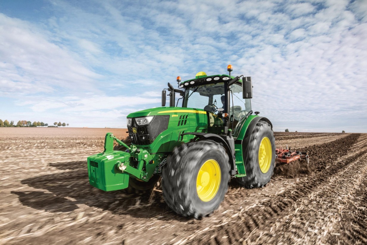 John Deere destaca cinco aspectos clave a la hora de comprar un nuevo tractor