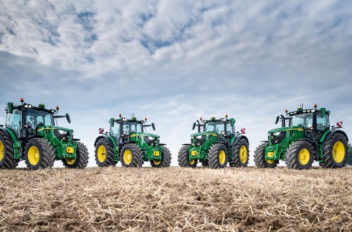 John Deere presenta la nueva serie de tractores 6R a la que incorpora cuatro modelos