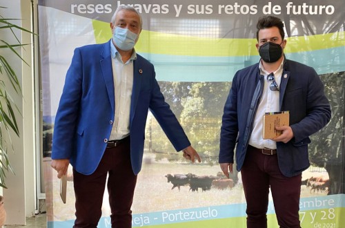 Foro en Cáceres sobre la situación de las ganaderías de reses bravas