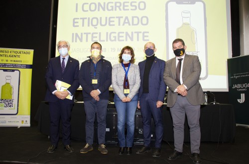 Un centenar de expertos debaten en Jabugo sobre el etiquetado inteligente de alimentos y bebidas de origen local