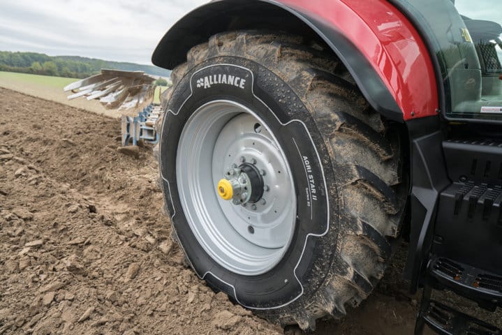 El neumático radial para tractores Alliance Agri Star II, disponible en doce medidas más