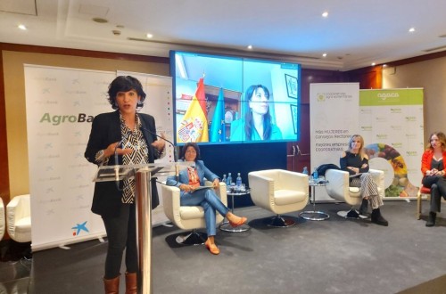 Mujeres de cooperativas agroalimentarias analizan su papel en la Economía Social