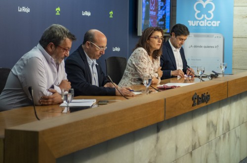 El mundo rural riojano puede compartir coche con la app RuralCar del Gobierno autonómico