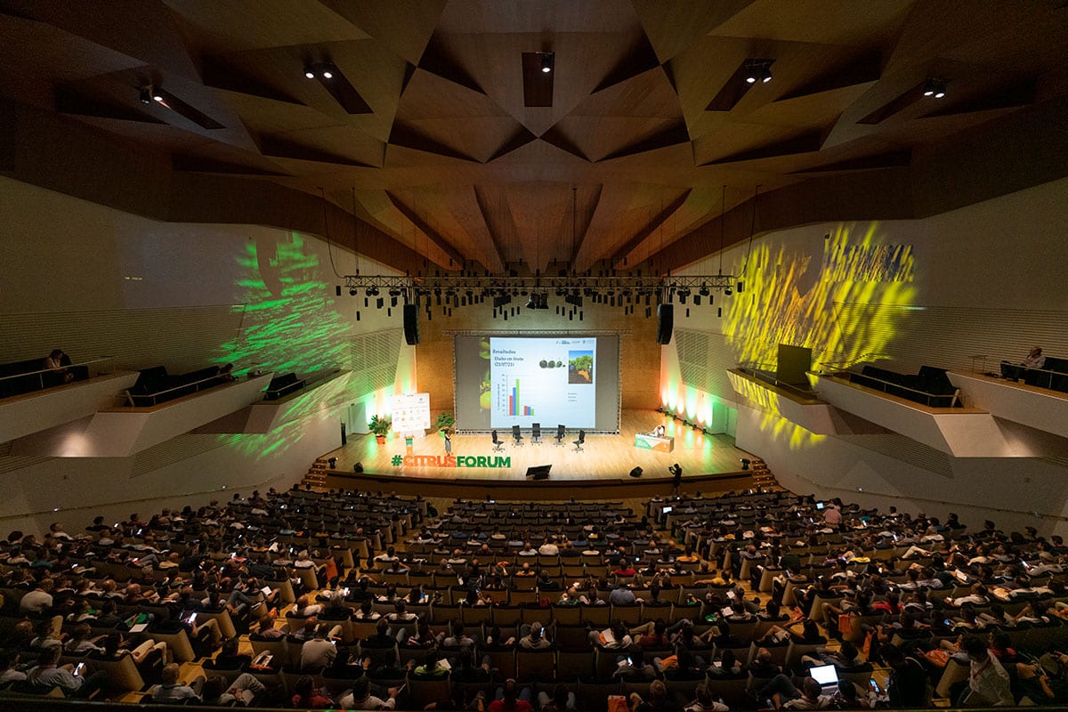 Casí 1.500 profesionales asistieron a la primera edición de Citrus Forum