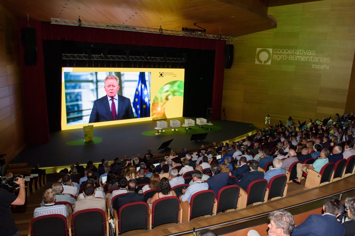 El futuro sostenible del cooperativismo agroalimentario, a debate en Toledo