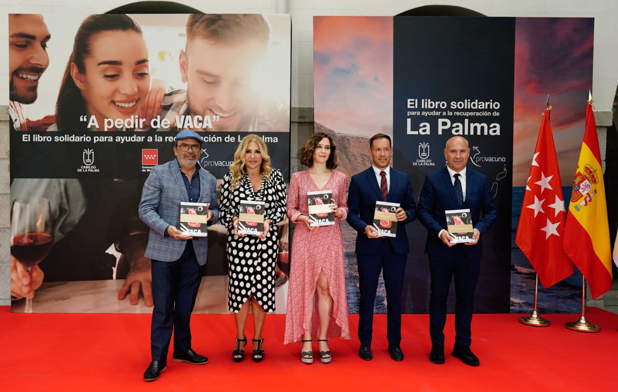 Provacuno presenta “A pedir de vaca” el libro solidario para ayudar a la La Palma