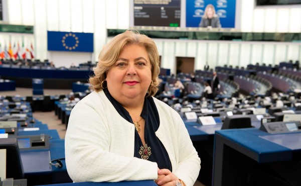 Normativa de plaguicidas, reducción sin alternativas solo es marketing ecologista. Por Clara Aguilera