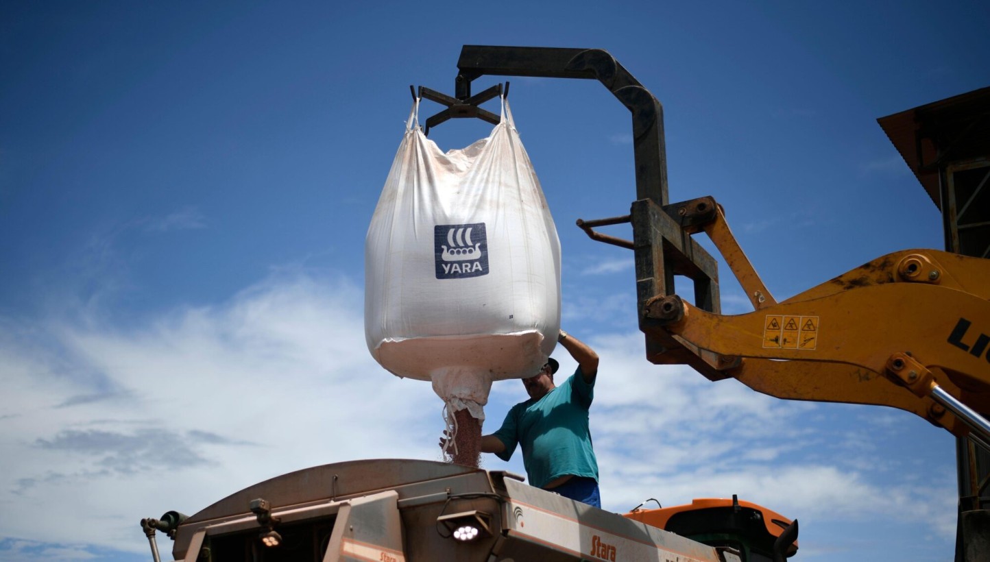 La CE plantea una suspensión insuficiente de aranceles a las materias primas para fabricar fertilizantes nitrogenados