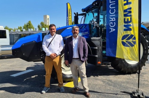 New Holland lanza al mercado español su tractor T6.180 Methane Power
