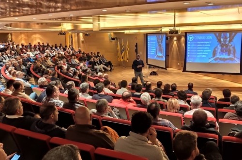 New Holland presenta el nuevo T4F en el Museo Würth de La Rioja