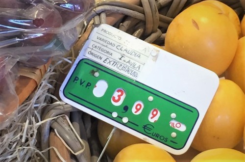 Facua denuncia subidas de hasta el 583% en el precio de alimentos básicos
