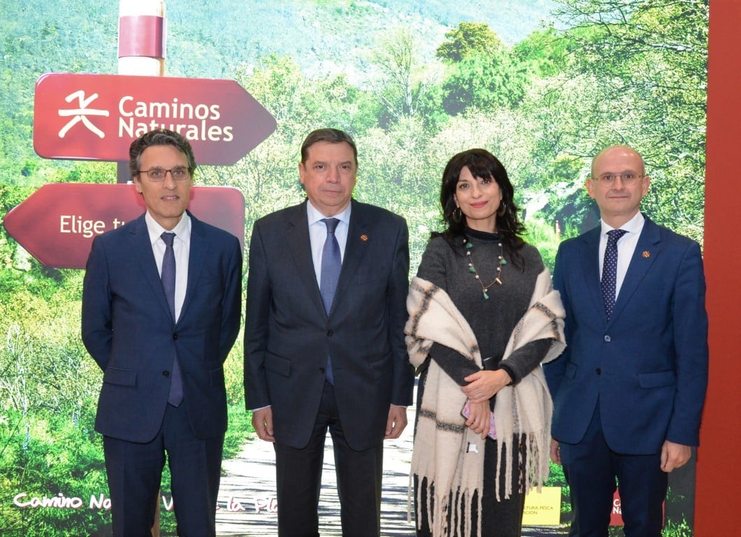 El MAPA promociona en FITUR la Red de Caminos Naturales y los Alimentos de España