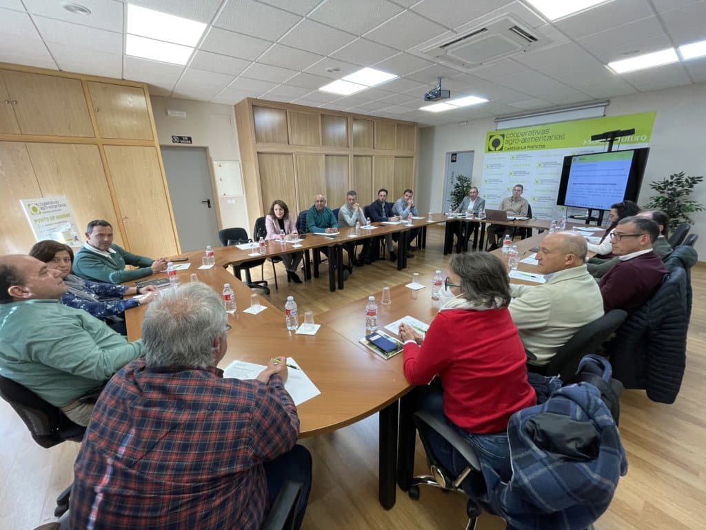 Cooperativas Agro-alimentarias de Castilla-La Mancha constituye la nueva Comisión Sectorial del Pistacho