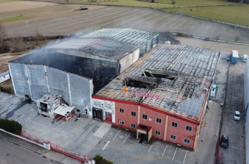 Cascajares vuelve a producir dos semanas después del incendio de su fábrica