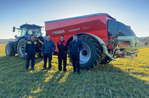 Kuhn Ibérica entrega la primera abonadora Axent en España