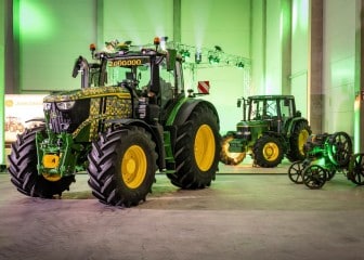 Un John Deere 6R 250, el tractor número 2 millones fabricado en Mannheim